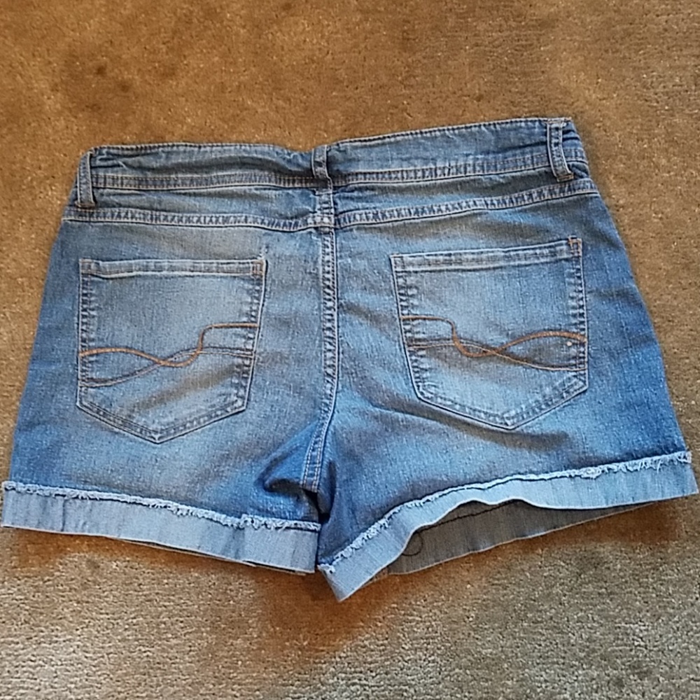 🦎3 for $15🦎Faded Glory Jean Shorts